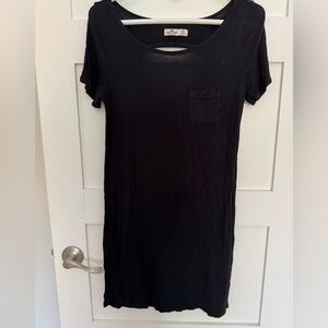Hollister Keyhole Back Black Tshirt Dress, size xs